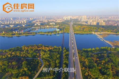 佛山小区3室2厅1卫53万80m2出售